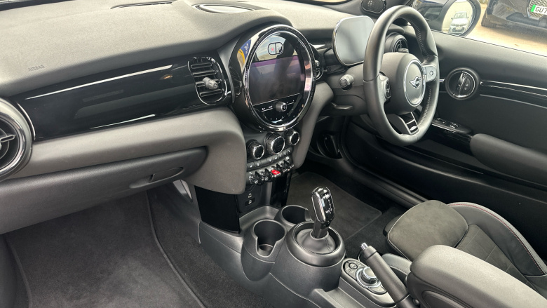 MINI Hatchback 2.0 Cooper S Sport 3dr Auto Petrol Hatchback